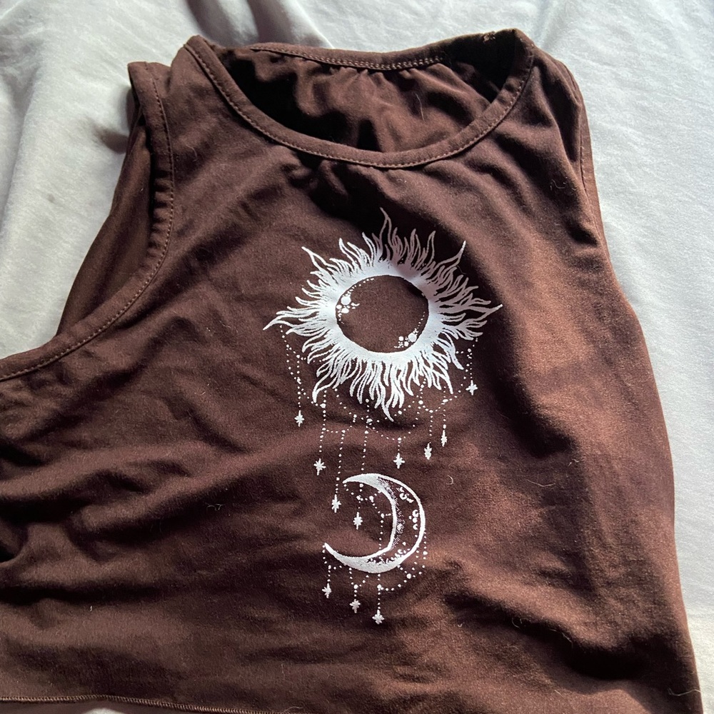 Cropped moon tank top